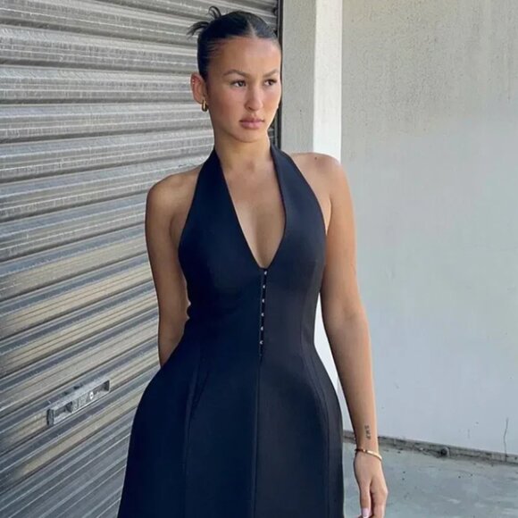 Camilla and Marc Mini - Picture 1 of 3